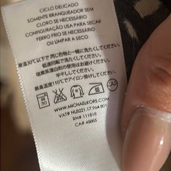 Michael Kors animal print Cowl Neck Blouse Cinched Ruched Side Tie shirt Small​ - Picture 12 of 12